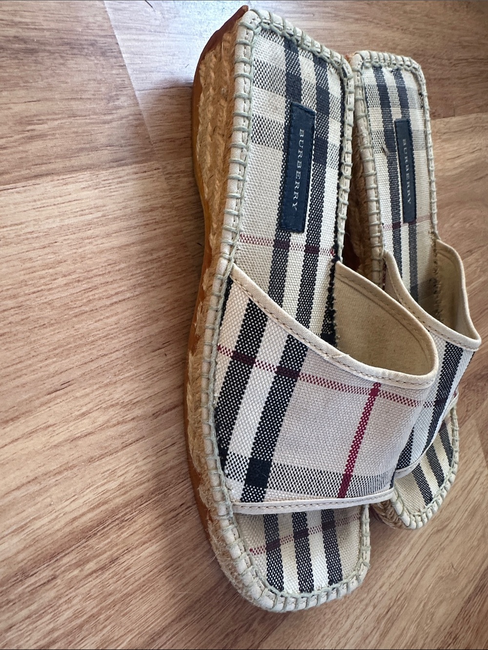Burberry slide on dress flats - Picture 5 of 5